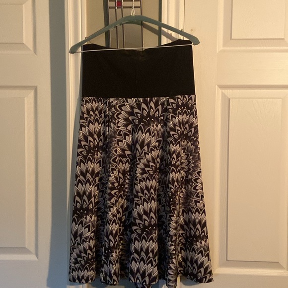 Beautiful Strapless Dress. Bought in Bahamas, the fabric is so soft. - Picture 2 of 3